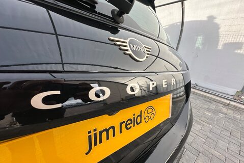 Mini Hatch 1.5T [154] C CLASSIC 28