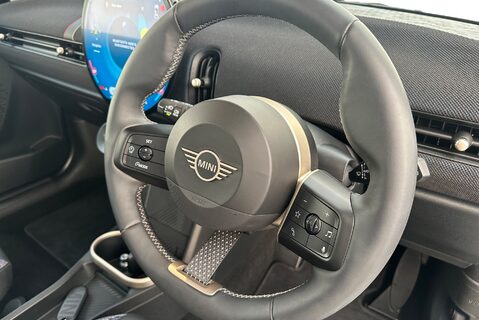 Mini Hatch 1.5T [154] C CLASSIC 20