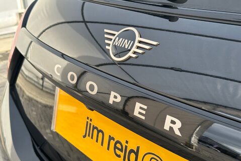 Mini Hatch 1.5T [154] C CLASSIC 13