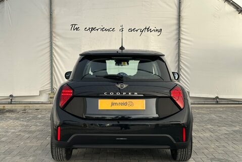 Mini Hatch 1.5T [154] C CLASSIC 6