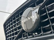 Volvo XC40 MHEV B4 2.0T [190] PLUS BLACK EDITION 6