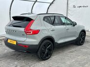 Volvo XC40 MHEV B4 2.0T [190] PLUS BLACK EDITION 15