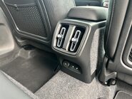 Volvo XC40 MHEV B4 2.0T [190] PLUS BLACK EDITION 22