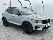Volvo XC40 MHEV B4 2.0T [190] PLUS BLACK EDITION 4
