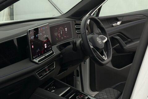 Volkswagen Tiguan R-LINE 1.5eTSI [150] DSG 28