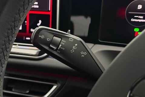 Volkswagen Tiguan R-LINE 1.5eTSI [150] DSG 37