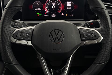 Volkswagen Tiguan R-LINE 1.5eTSI [150] DSG 35