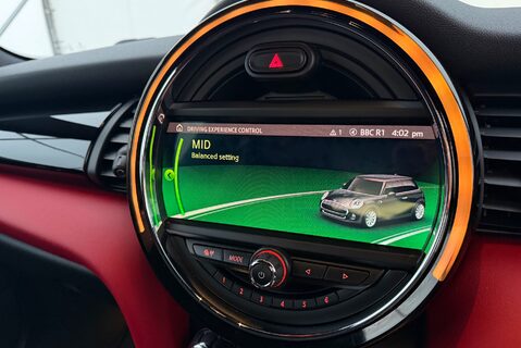 Mini Hatch 2.0T [228] JOHN COOPER WORKS 3DR Auto 24