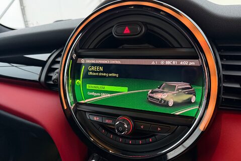 Mini Hatch 2.0T [228] JOHN COOPER WORKS 3DR Auto 25