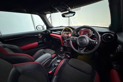 Mini Hatch 2.0T [228] JOHN COOPER WORKS 3DR Auto 19