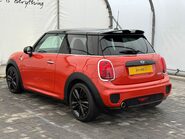 Mini Hatch 1.5T [134] COOPER 3dr Manual 17