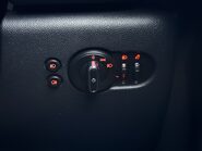 Mini Hatch 1.5T [134] COOPER 3dr Manual 35