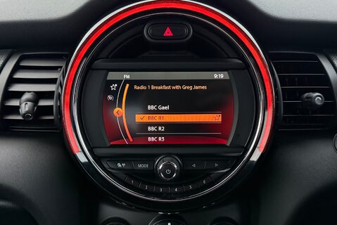 Mini Hatch 1.5T [134] COOPER 3dr Manual 25