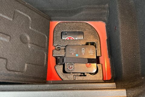 Mini Hatch 1.5T [134] COOPER 3dr Manual 21