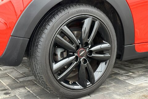 Mini Hatch 1.5T [134] COOPER 3dr Manual 16