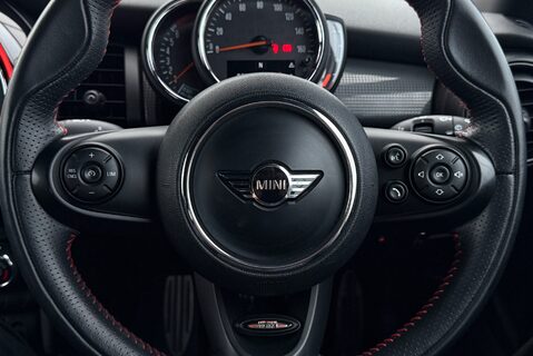 Mini Hatch 1.5T [134] COOPER 3dr Manual 30