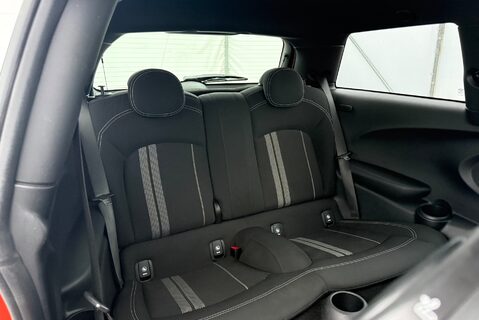 Mini Hatch 1.5T [134] COOPER 3dr Manual 10