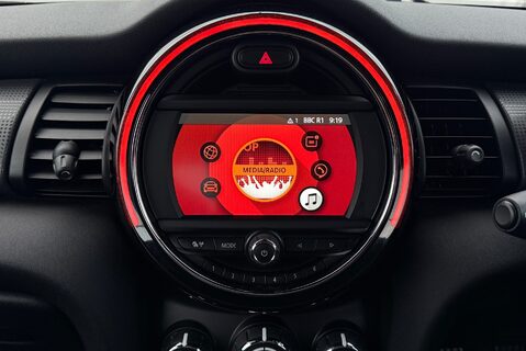 Mini Hatch 1.5T [134] COOPER 3dr Manual 24