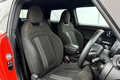 Mini Hatch 1.5T [134] COOPER 3dr Manual 13