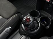 Mini Hatch 1.5T [134] COOPER 3dr Manual 27