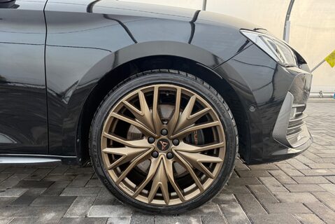 Cupra Leon VZ2 DESIGN EDITION 1.4[242] PHEV DSG 6