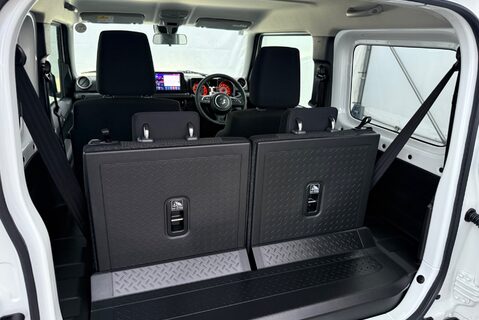 Suzuki Jimny 1.5 [100] SIERRA AUTOMATIC 18