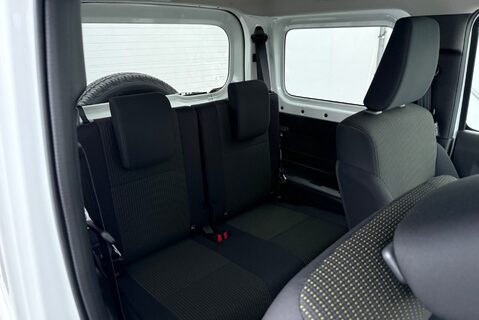 Suzuki Jimny 1.5 [100] SIERRA AUTOMATIC 12