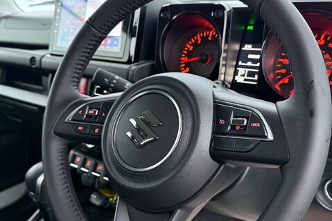Suzuki Jimny 1.5 [100] SIERRA AUTOMATIC 14