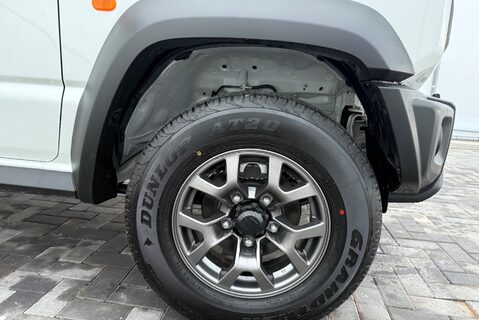 Suzuki Jimny 1.5 [100] SIERRA AUTOMATIC 4