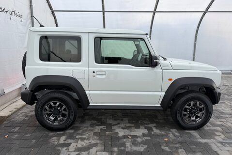 Suzuki Jimny 1.5 [100] SIERRA AUTOMATIC 9