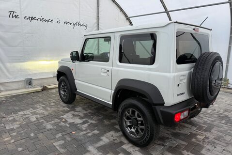 Suzuki Jimny 1.5 [100] SIERRA AUTOMATIC 16