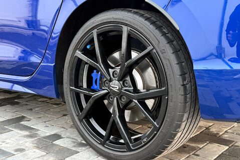 Volkswagen Golf R 20 YEARS TSI 4MOTION DSG 23