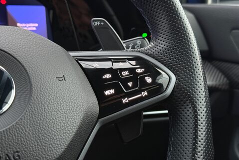 Volkswagen Golf R 20 YEARS TSI 4MOTION DSG 37