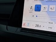 Volkswagen Golf R 20 YEARS TSI 4MOTION DSG 31