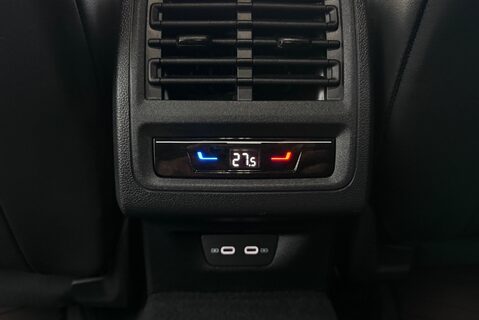 Volkswagen Golf R 20 YEARS TSI 4MOTION DSG 15