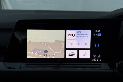 Volkswagen Golf R 20 YEARS TSI 4MOTION DSG 28