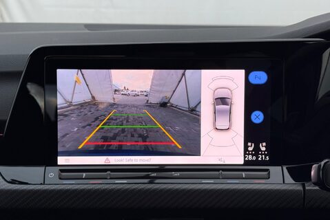 Volkswagen Golf R 20 YEARS TSI 4MOTION DSG 29