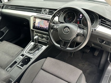 Volkswagen Passat SE BUSINESS TDI BLUEMOTION TECH DSG 10