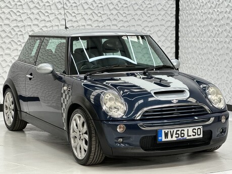 Mini Hatch COOPER S CHECKMATE