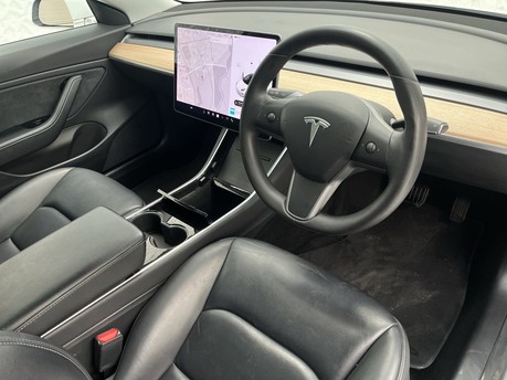 Tesla Model 3 STANDARD RANGE PLUS 10