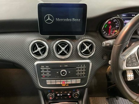 Mercedes-Benz A Class A 200 D AMG LINE PREMIUM 11