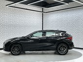 Infiniti Q30 SPORT D 4