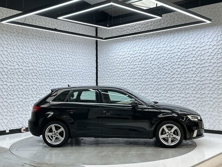 Audi A3 SPORTBACK TFSI SPORT 8