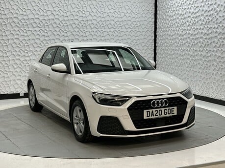 Audi A1 SPORTBACK TFSI TECHNIK 1