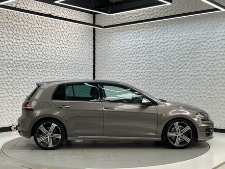 Volkswagen Golf R DSG 8