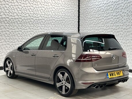 Volkswagen Golf R DSG 5