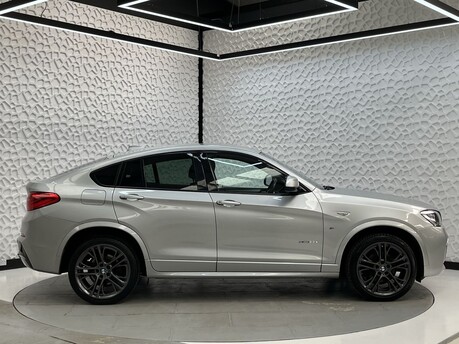 BMW X4 XDRIVE30D M SPORT 8