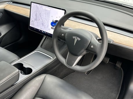 Tesla Model 3 STANDARD RANGE PLUS 10