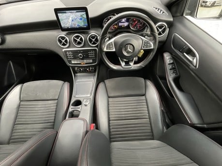 Mercedes-Benz A Class A 180 D AMG LINE 13