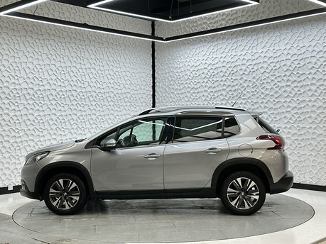 Peugeot 2008 ALLURE PREMIUM 4